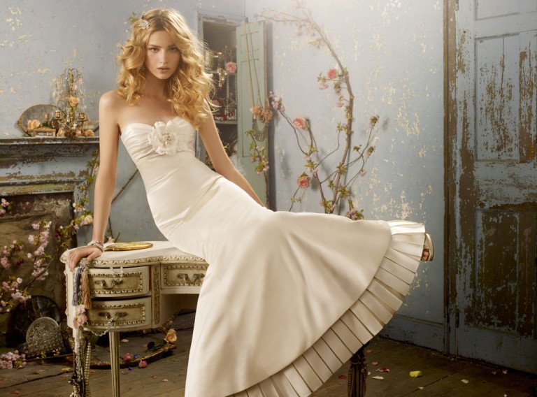 20 Awesome Ivory Wedding Dresses Ideas