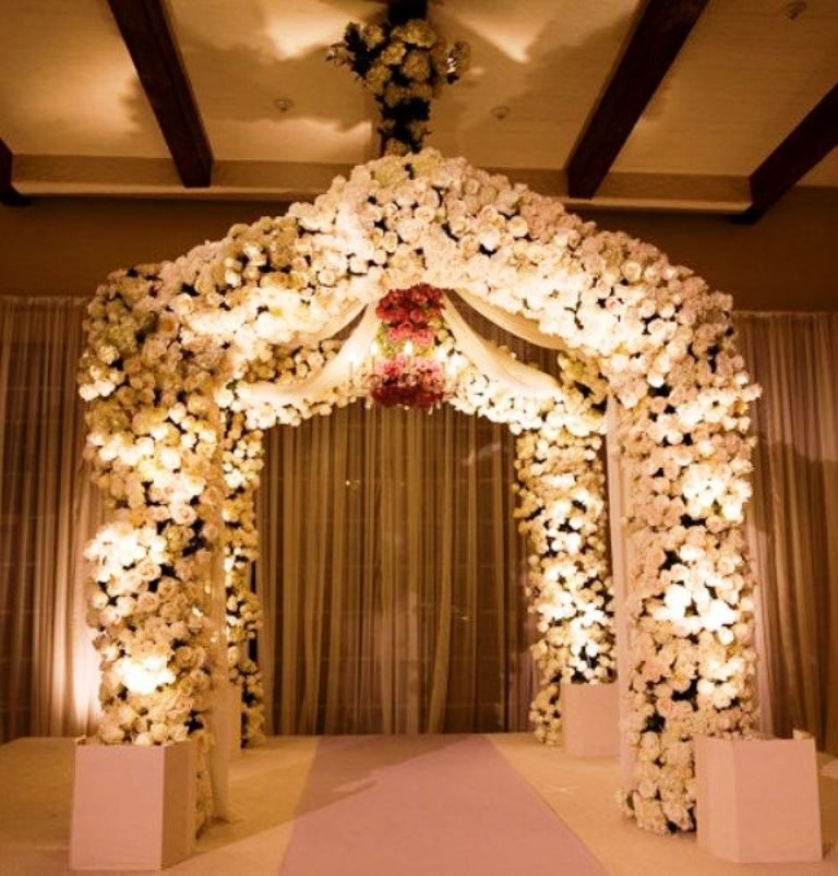25 Indoor Wedding Decorations Ideas