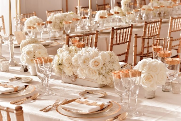 25 White Wedding Decorations Ideas