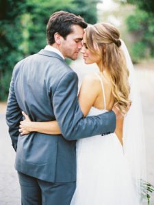 Messy Curls With a Veil